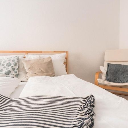 Gemutliche 45M² Wohnung Mit Netflix & Disney+ แอร์ฟวร์ท ภายนอก รูปภาพ
